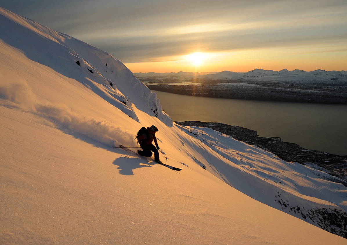 48321477697 833Da93409 O