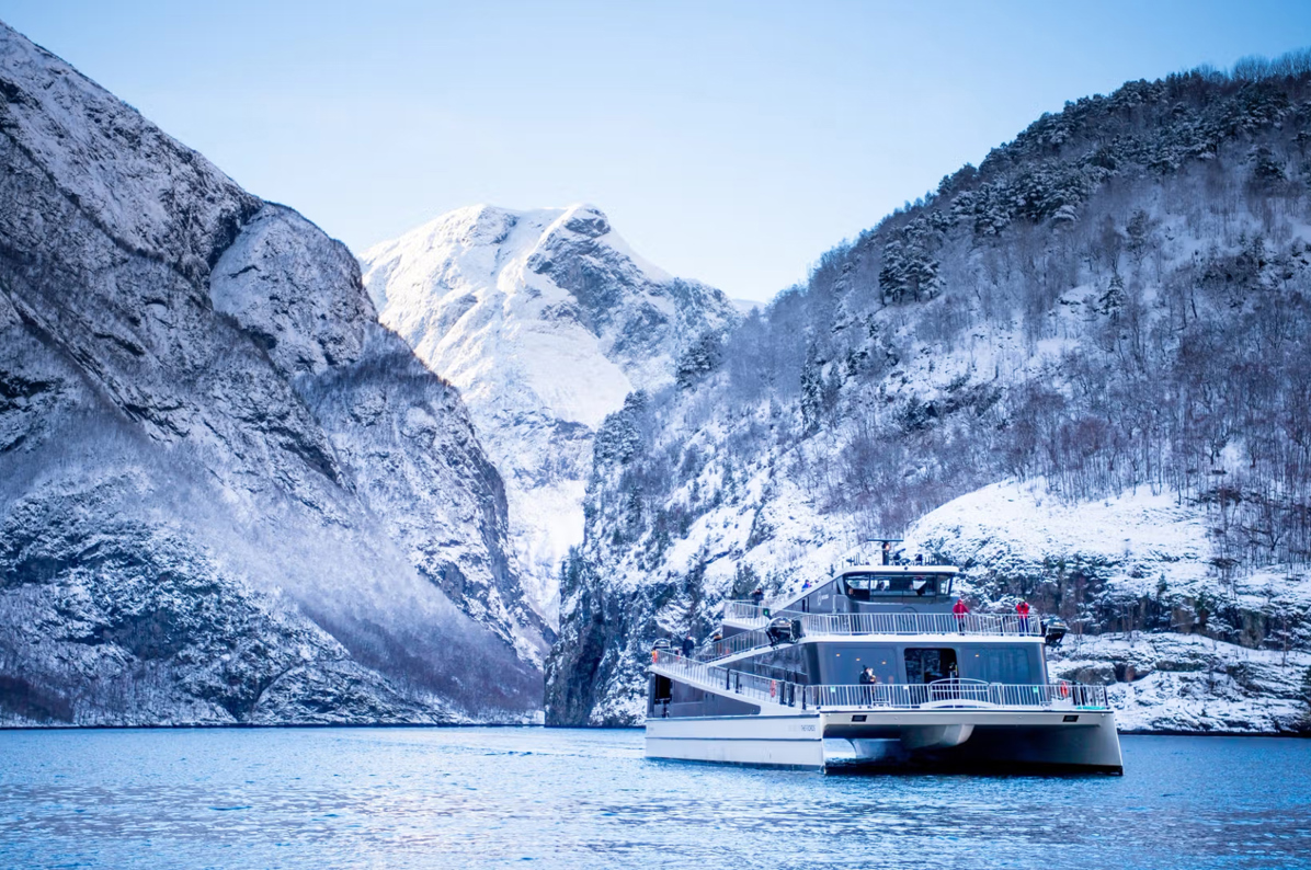 9E0cfd3eaea31c3503178332b51fffc2d1254835 5554X3124 (1)