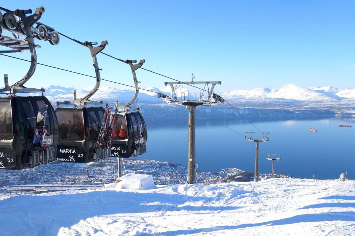 48259459341 781A30df5d O