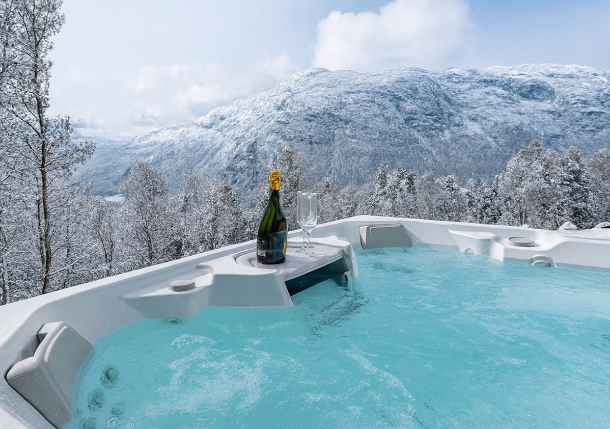 Solheisen Cabin Hot Tub